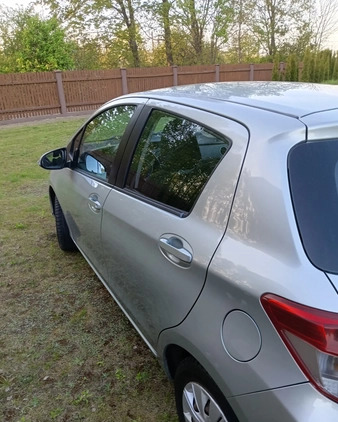 Toyota Yaris cena 32000 przebieg: 170000, rok produkcji 2011 z Sokółka małe 254